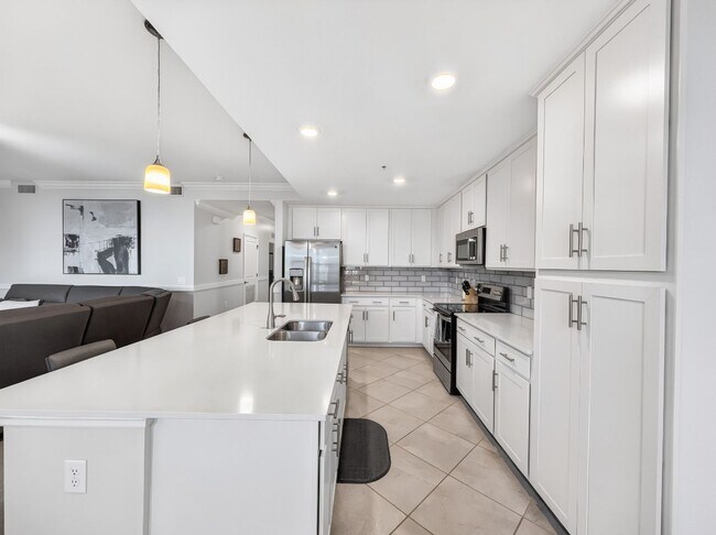 Building Photo - 5807 Double Eagle Cir