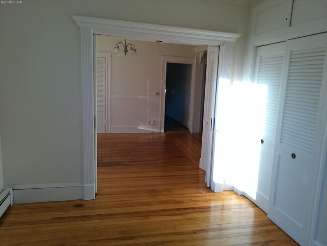 Building Photo - 65-67 4th Ave