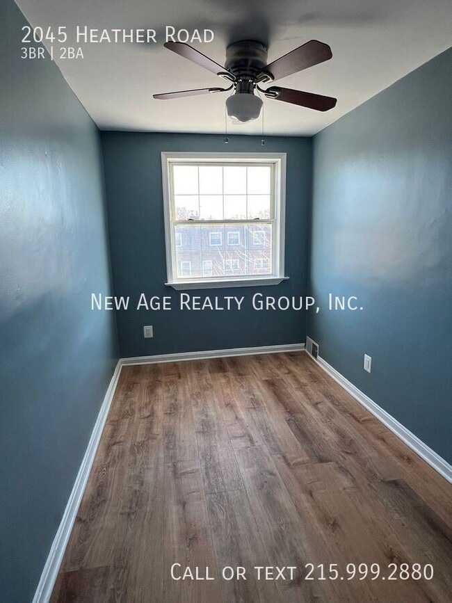 Building Photo - 2045 Heather Rd