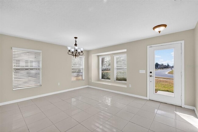 Building Photo - 413 Country Cottage Ln