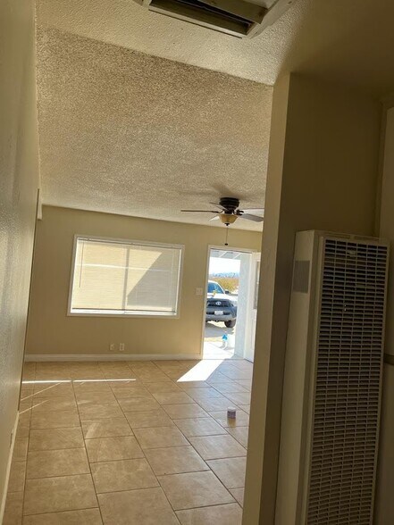 Building Photo - 5406 Morongo Rd