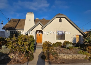 Building Photo - South Salinas Home for RENT!!!