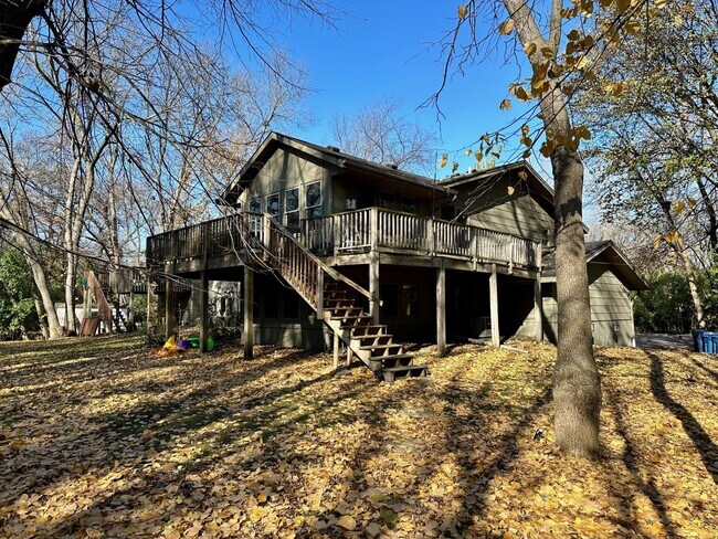 Building Photo - 5345 Wedgewood Dr