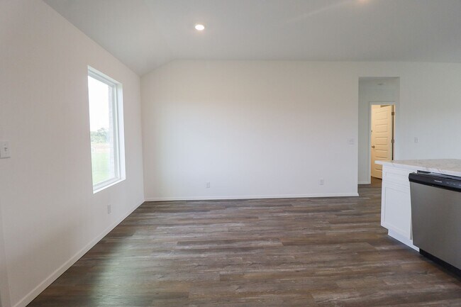 Building Photo - 3 Bed | 2 Bath | New Build in Bixby