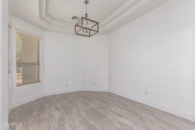 Building Photo - 4711 E Buckboard Ct
