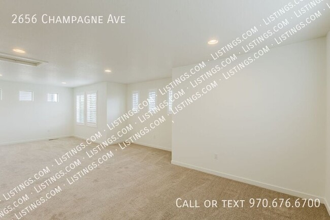 Building Photo - 2656 Champagne Ave