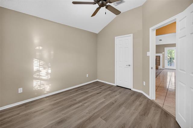Building Photo - 1105 Hidden Glade Dr