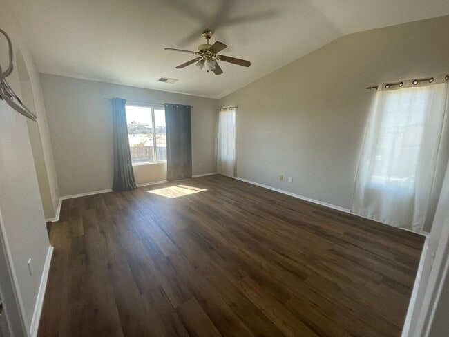 Building Photo - Adelanto- Beautiful 4 Bedrooms, 2.5 Bathro...