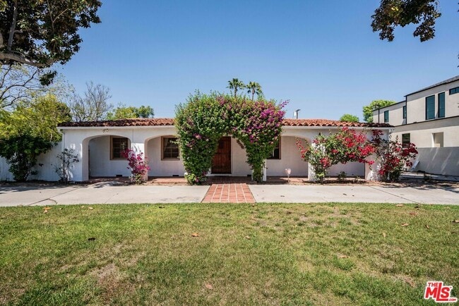 Building Photo - 12255 Addison St