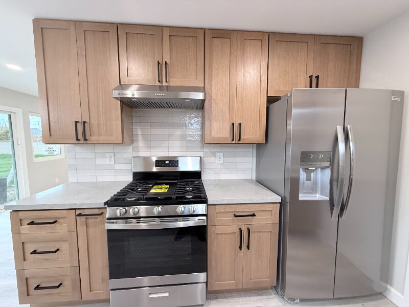 Building Photo - 7182 El Verano Dr