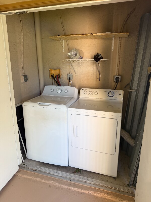 Building Photo - 200 SW 117th Terrace