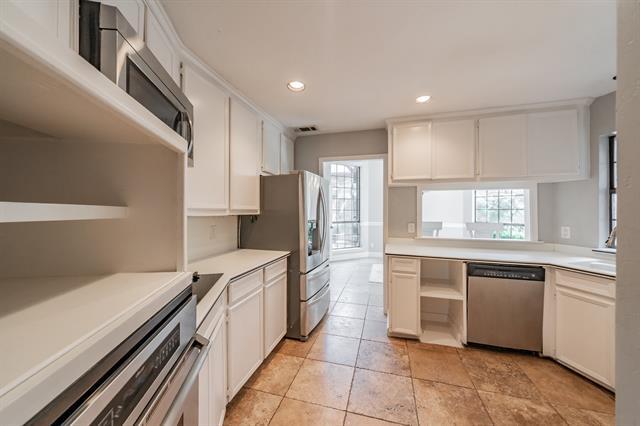 Building Photo - 16056 Chalfont Ct