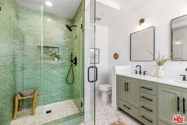 Building Photo - 14234 Dickens St