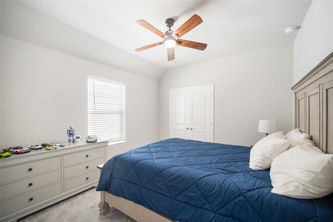Building Photo - 18214 Sunset Elm Dr