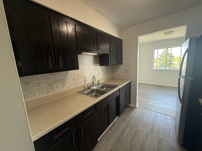 Building Photo - 2300 N Harlem Ave