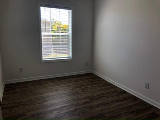 Building Photo - 1104 Jacaranda Ct