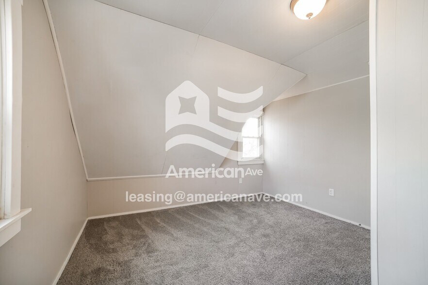 Building Photo - 1117 Woodlawn Ct