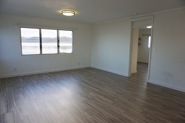 Building Photo - Kaneohe - Waterfront 3 bedroom, 1 bathroom...