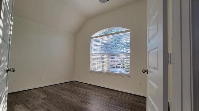 Building Photo - 5610 Scoria Rock Dr