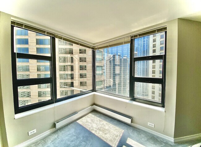 Building Photo - 401 E Ontario St