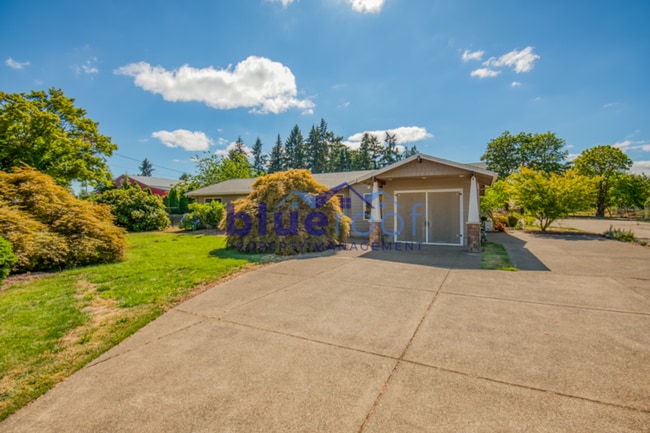 Primary Photo - 27827 SW Grahams Ferry Rd