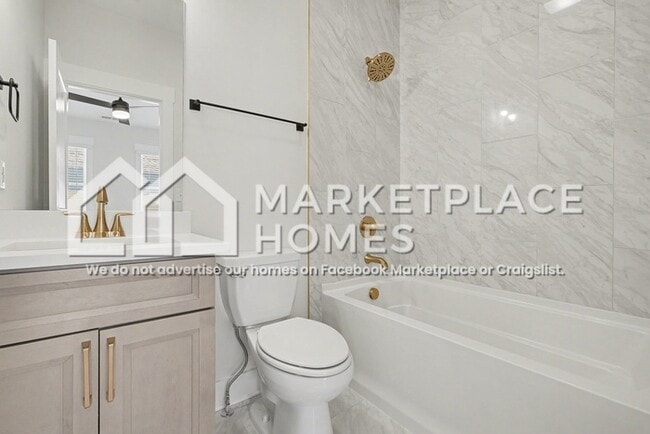 Building Photo - 972 Dozier Pl