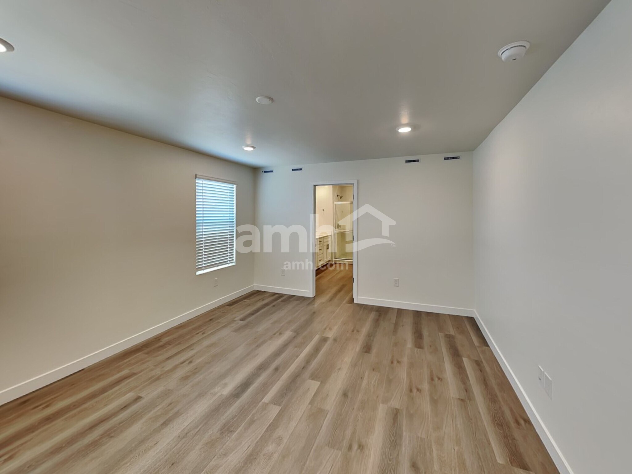 Building Photo - 6542 E Paseo Baranda