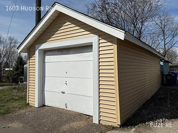 Building Photo - 1603 Hudson Rd