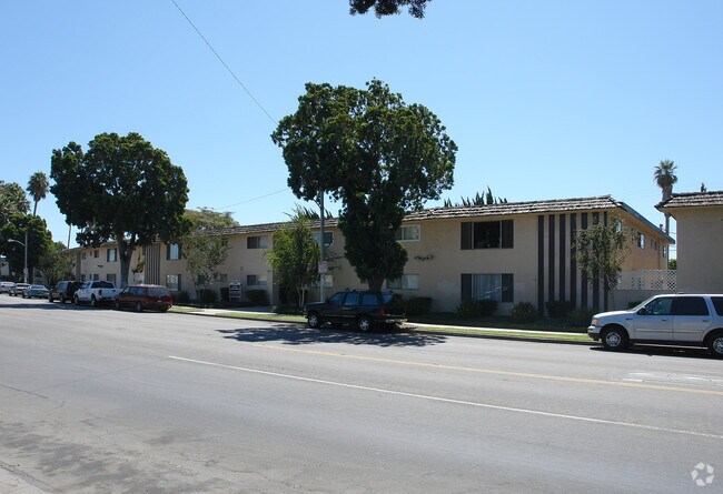Building Photo - Gemini III Apartments