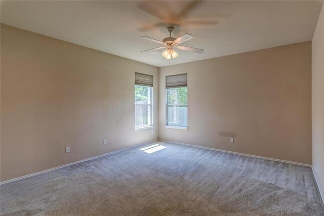 Building Photo - 10816 Pall Mall Dr