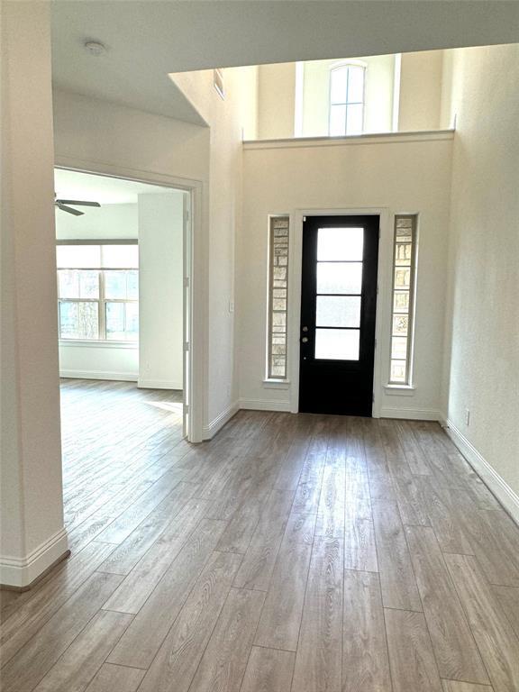Building Photo - 1215 Tallow Park Ln