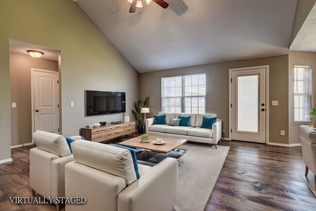 Building Photo - 3 Bedroom Home in South Springfield