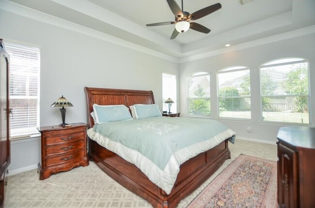 Building Photo - 4315 Village Forest Dr