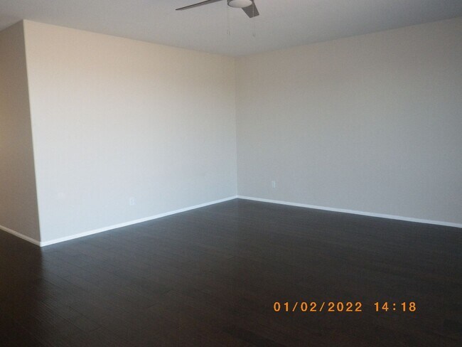 Building Photo - Beautiful 5 Bedroom House with City View