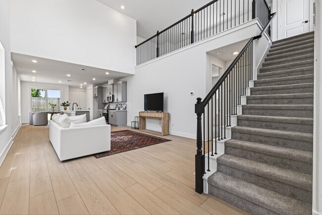 Building Photo - 4333 Avron Dr