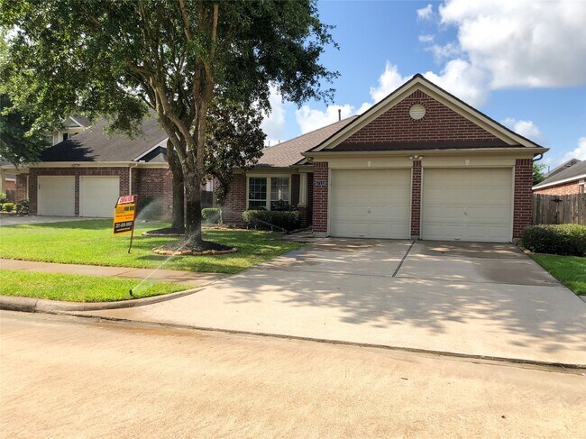 Primary Photo - 17115 Sheffield Pines Ln