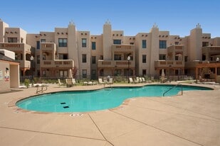 Building Photo - 1405 Vegas Verdes
