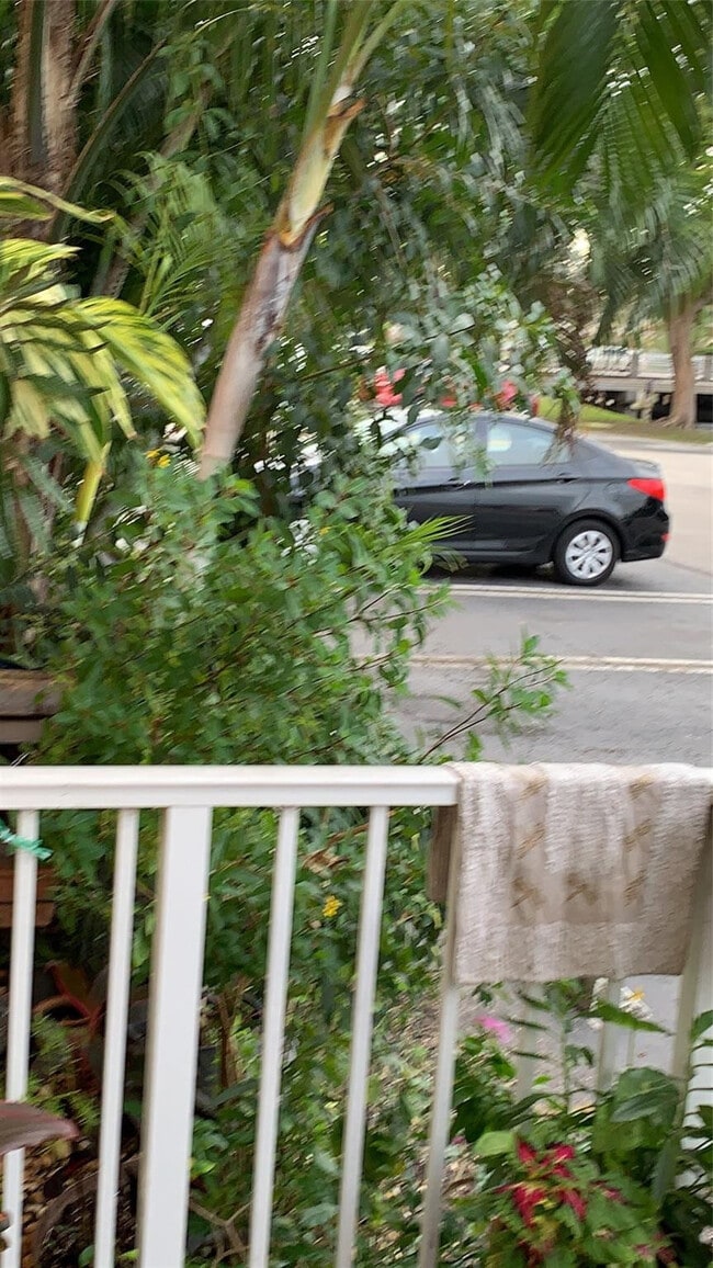 Building Photo - 16465 NE 22nd Ave