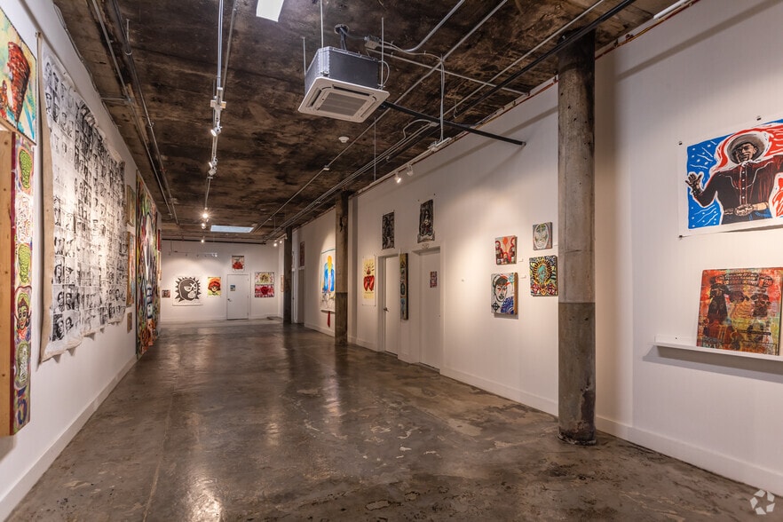 Primary Photo - SOUTH SIDE Living + Maker Spaces