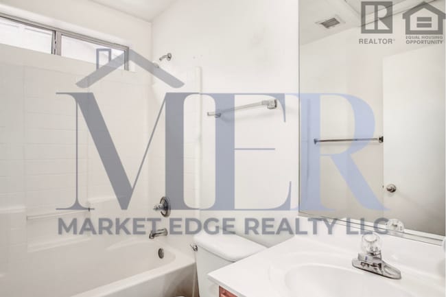 Building Photo - 3Bed/2Bath House at Buckeye/75th Ave! $399 MOVE-IN SPECIAL! Ready for Immediate Move-In!