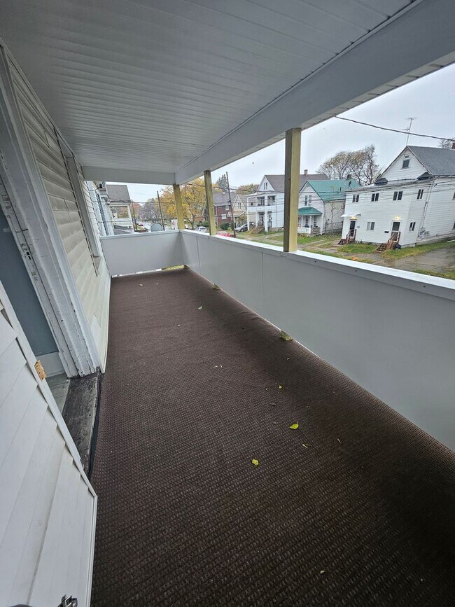 Building Photo - 1123 E 24th St