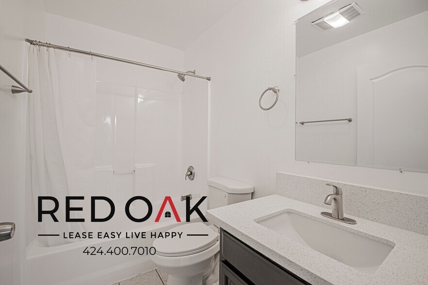 Building Photo - 6853 Agnes Ave