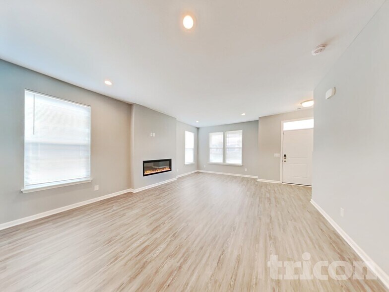 Building Photo - 303 Thomas Point Dr