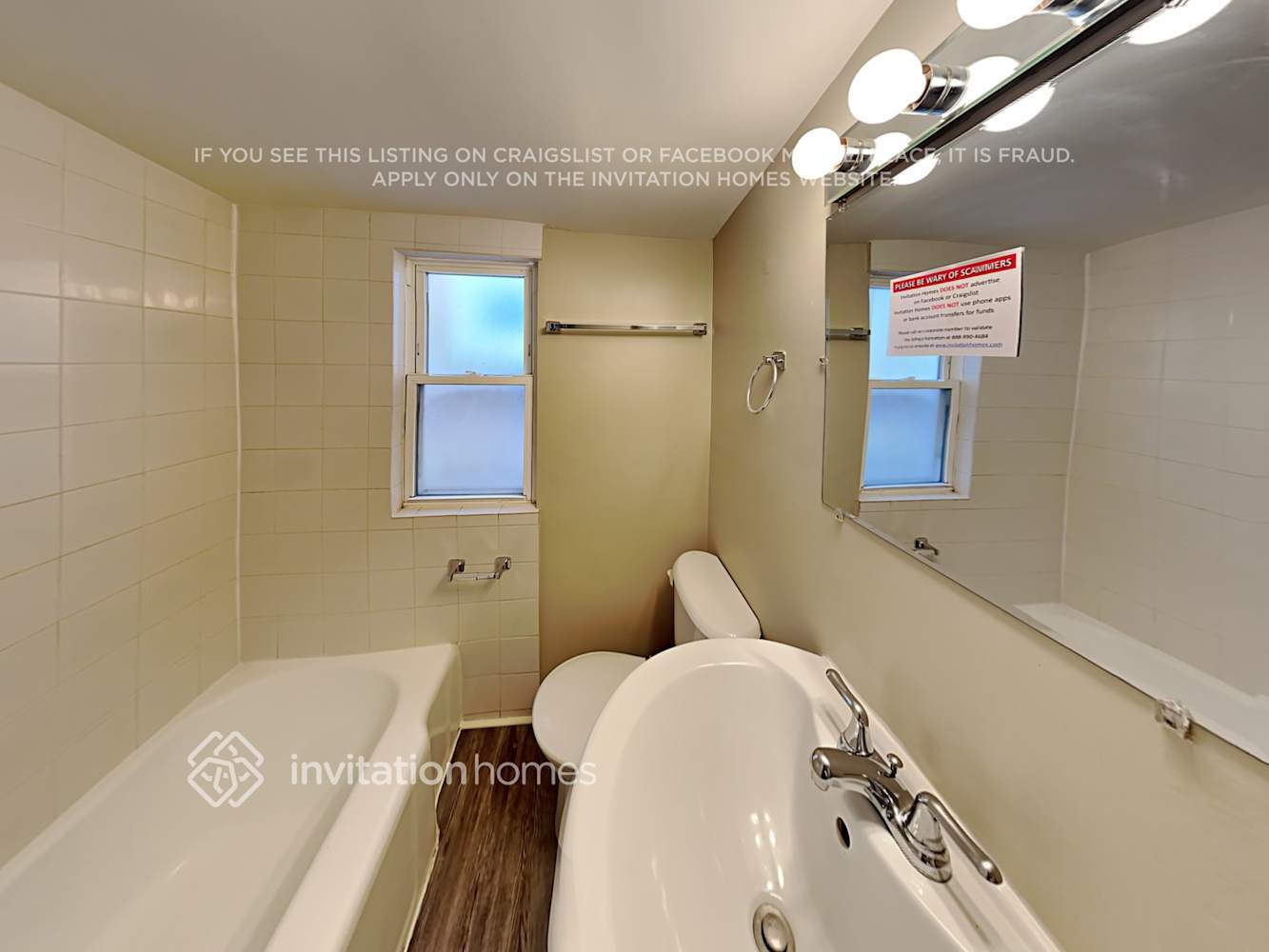 Building Photo - 7611 W Fullerton Ave