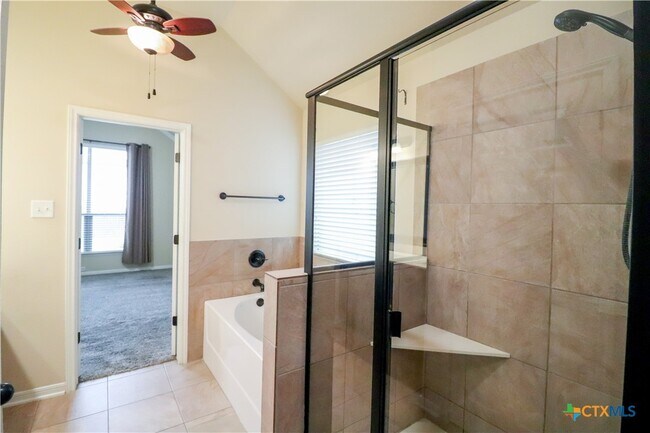 Building Photo - 620 Copper Ridge Loop