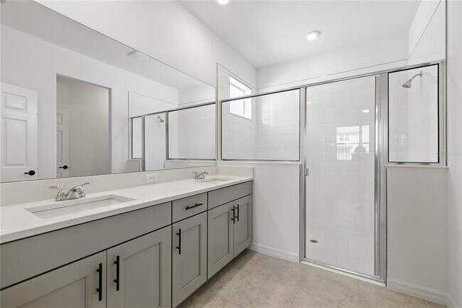 Building Photo - 5926 SW 76th Ct