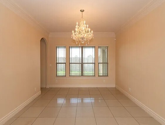 Building Photo - 7 Stonebrook Ct