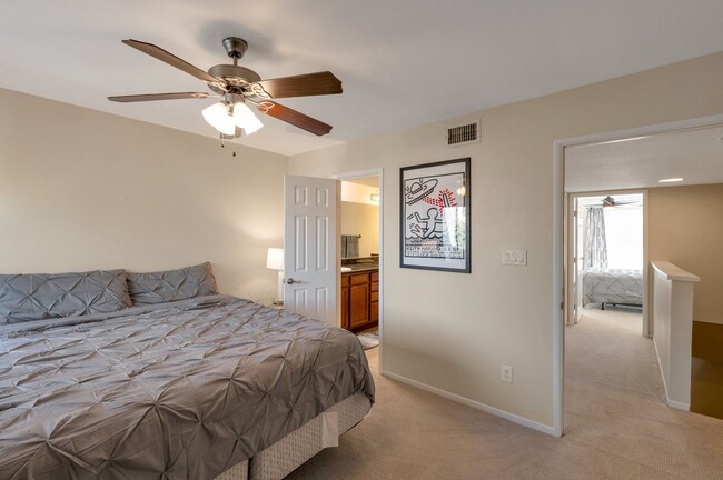 Building Photo - charming 2-bedroom, 2.5-bathroom condo wit...