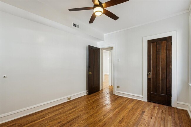 Building Photo - 6724 N Campbell Ave