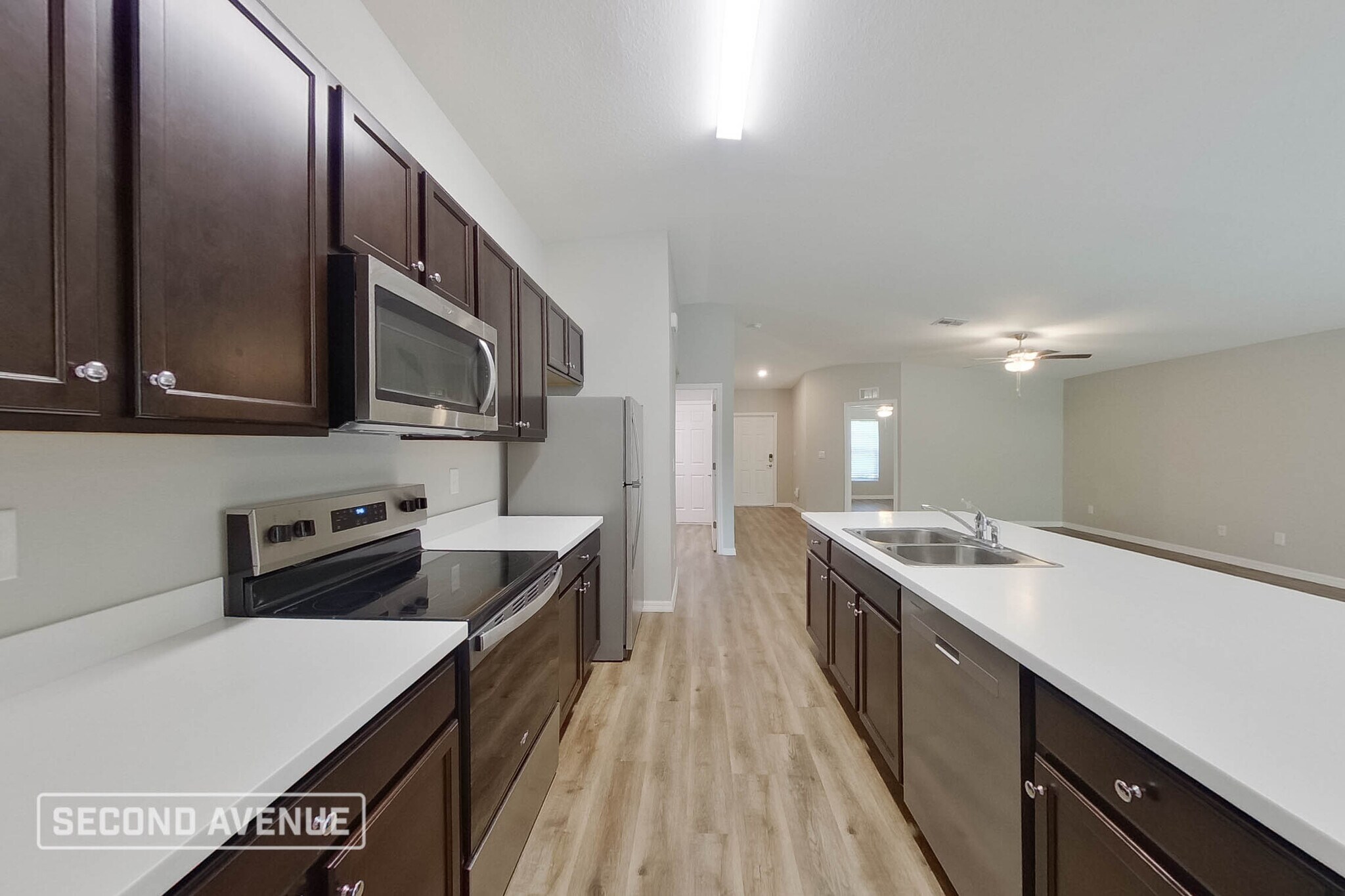 Building Photo - 14051 Canadian Ave